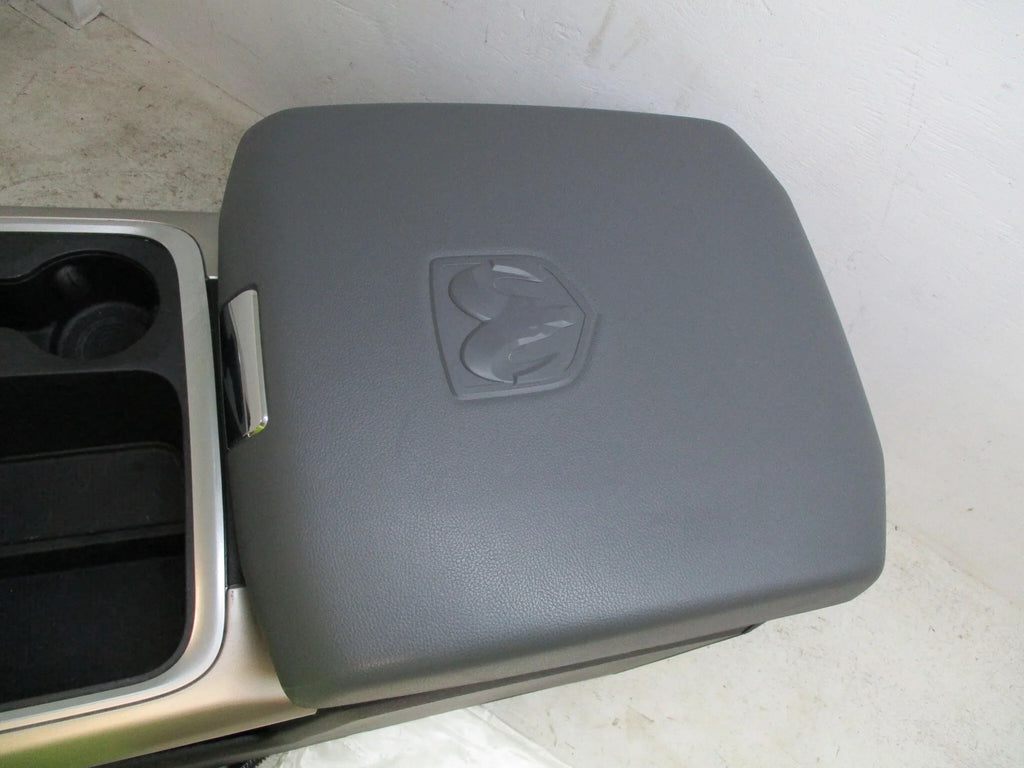 Pre-Owned 18 19 20 21 22 Storage 1500 Classic Gray Center Floor Console OEM LKQ (Good)