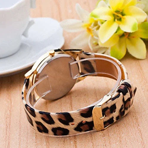 CATZEE Timepiece - Elevate Your Moment