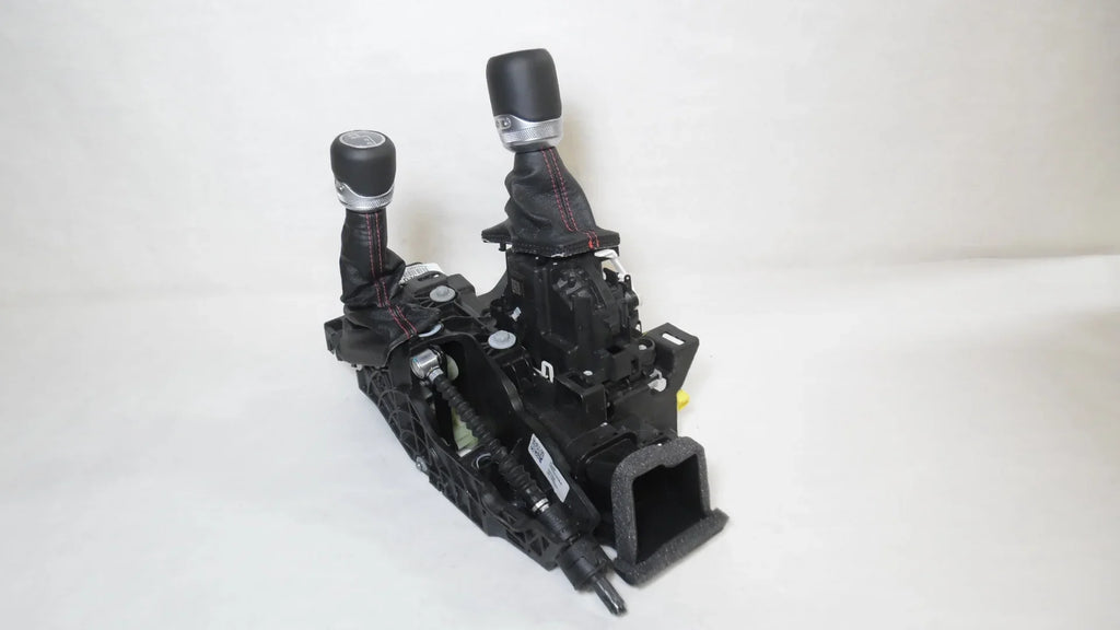 Pre-Owned 2023 Jeep Wrangler Rubicon Automatic Floor Shift Assembly OEM (Good)